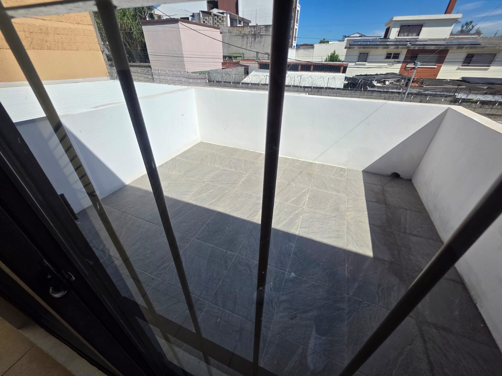 Casa en Renta en Zona 15, Colonia Tecuún Uman 4 habitaciones ref-6119