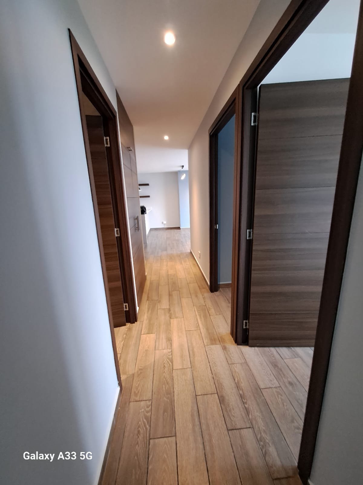 Apartamento en Renta con linea blanca en parque 15, zona 15 ref-6121