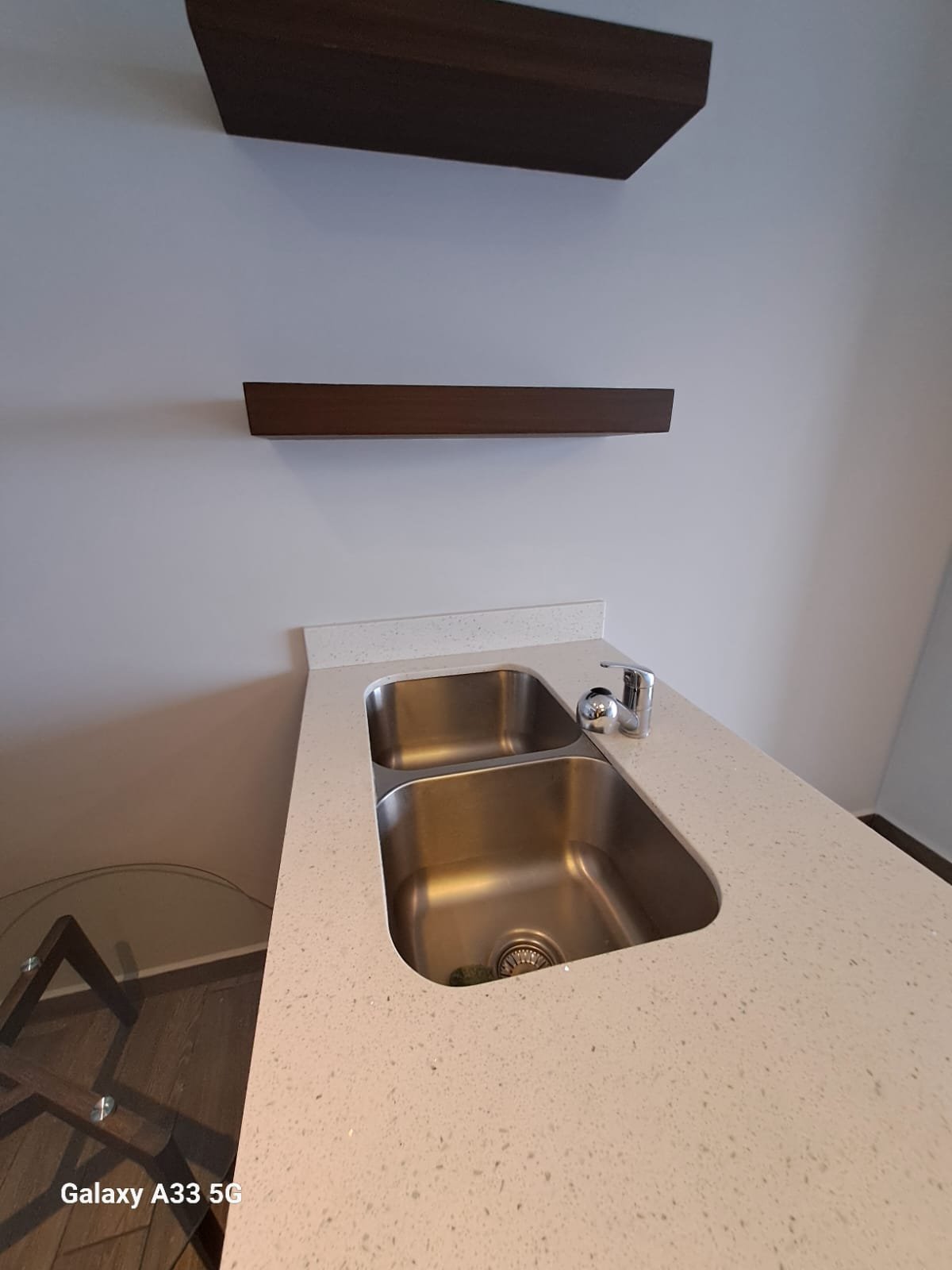 Apartamento en Renta con linea blanca en parque 15, zona 15 ref-6121
