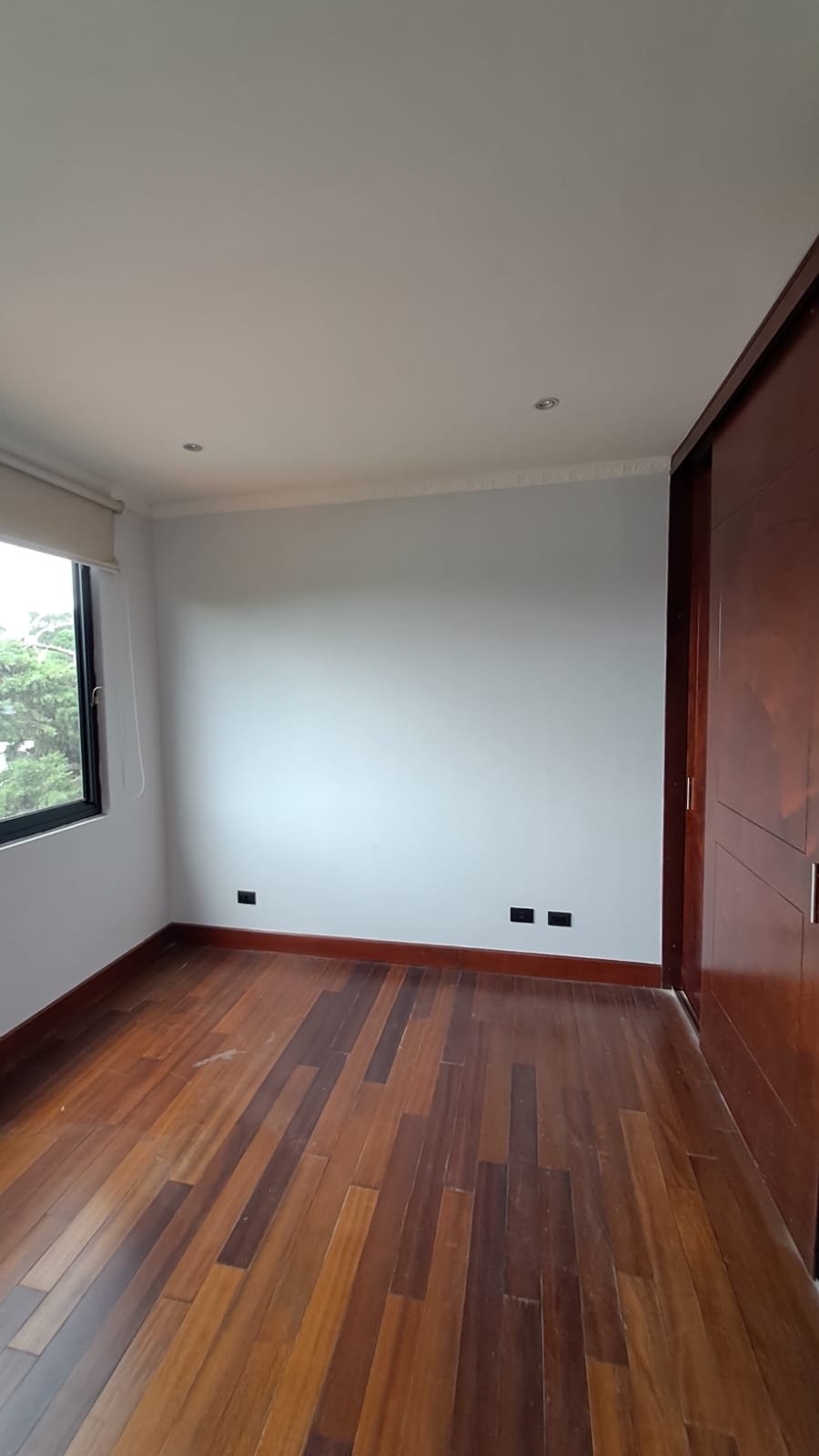 Apartamento en Renta en Oakland Zona 10, 3 habitaciones ref-6124