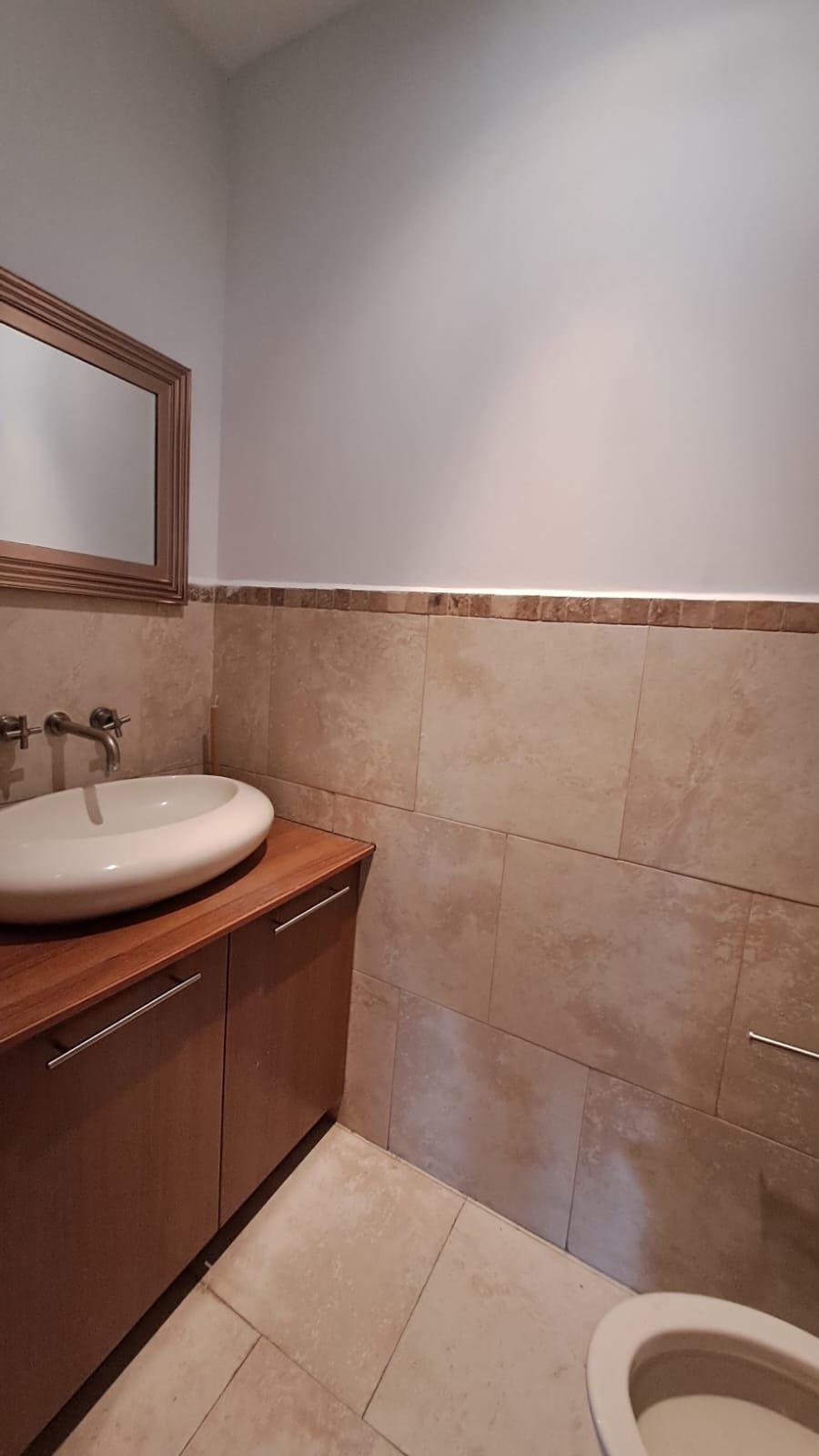 Apartamento en Renta en Oakland Zona 10, 3 habitaciones ref-6124