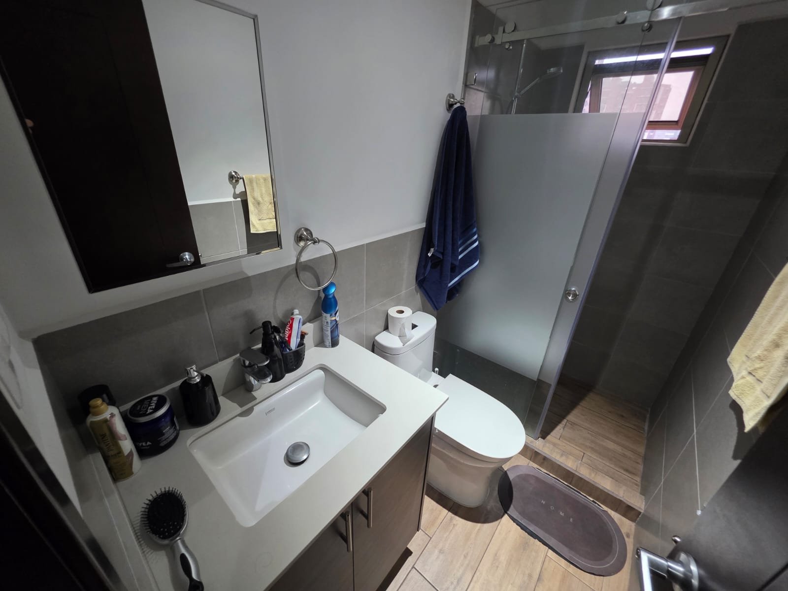 Apartamento en Renta Amueblado en Zona 10, 3 Habitaciones ref-6128