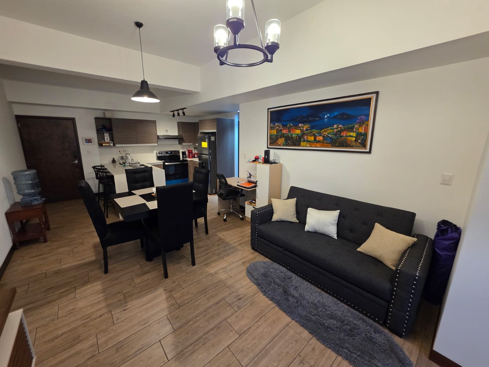 Apartamento en Renta Amueblado en Zona 10, 3 Habitaciones ref-6128