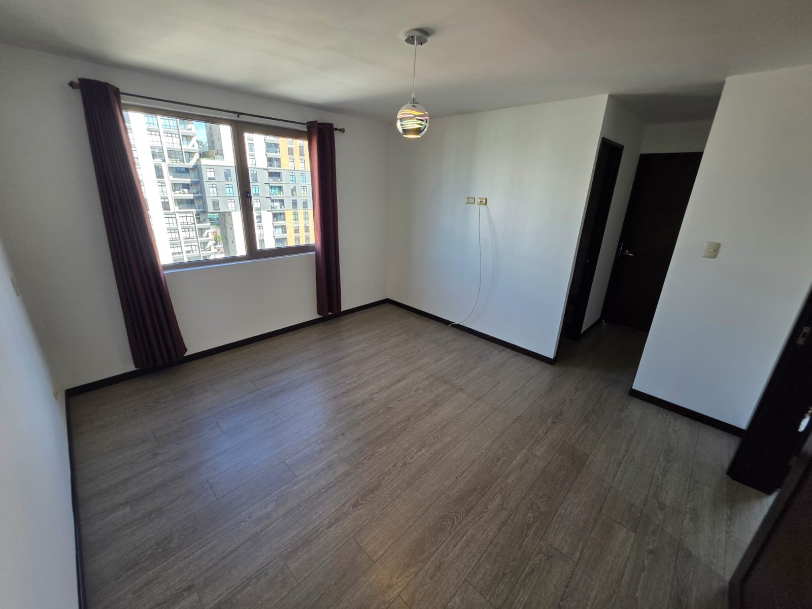 Apartamento en Renta en Neo Zona 10, 2 habitaciones ref-6132