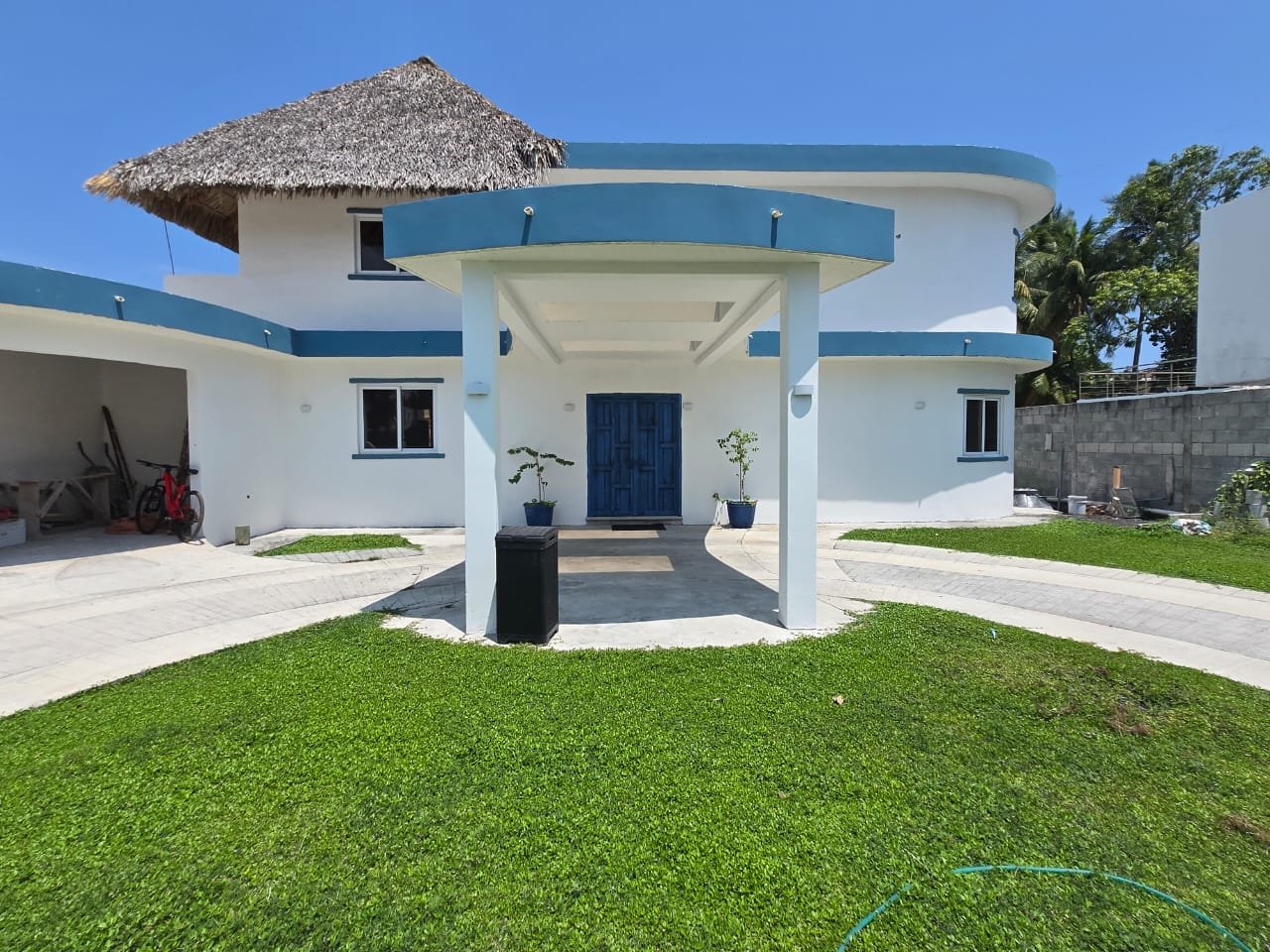 Espectacular Casa Amueblada en venta en San Marino ref-6143