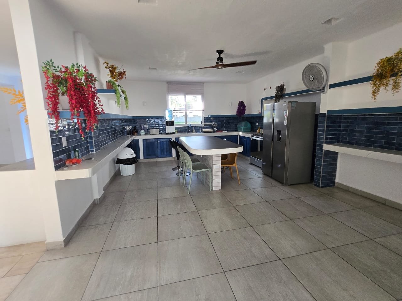 Espectacular Casa Amueblada en venta en San Marino ref-6143