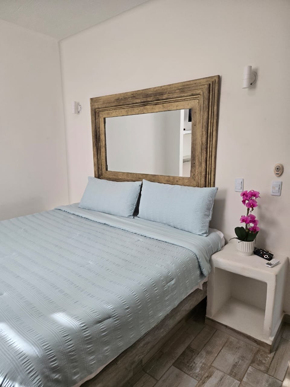Espectacular Casa Amueblada en venta en San Marino ref-6143