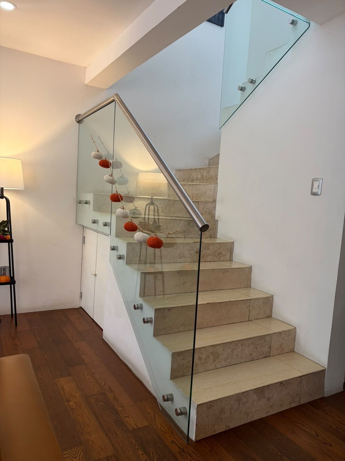 Casa Moderna en Condominio María Luisa ref-6144