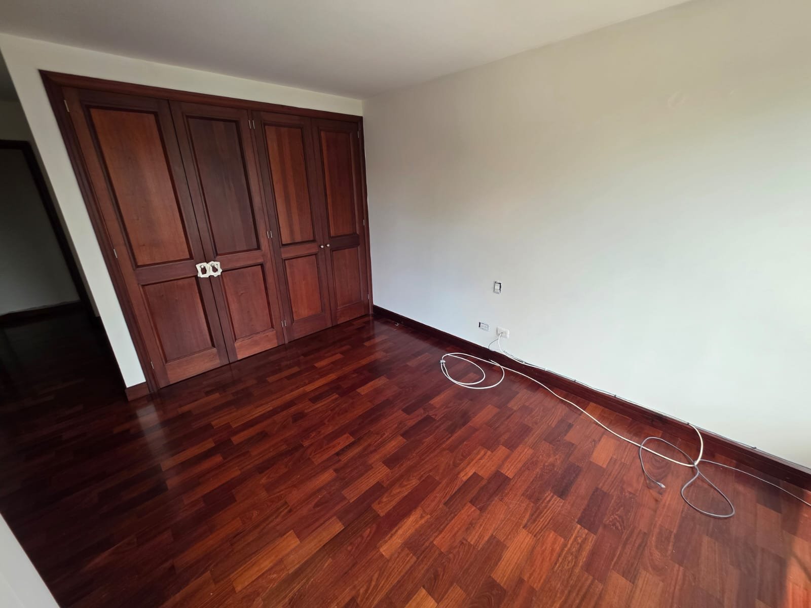 Apartamento en renta en Santa Maria zona 10 ref-6150