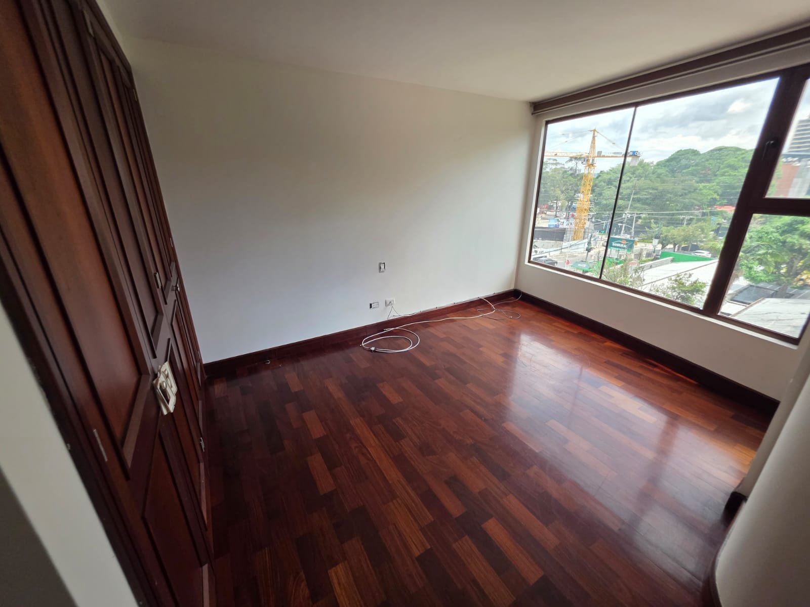 Apartamento en renta en Santa Maria zona 10 ref-6150