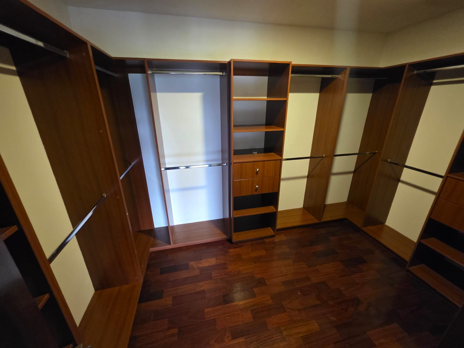Apartamento en renta en Santa Maria zona 10