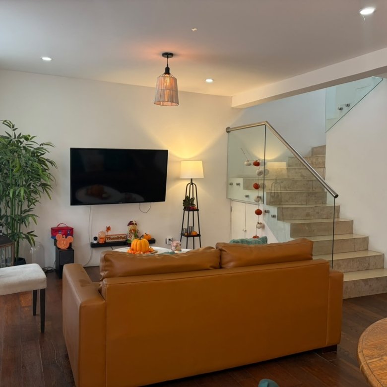 Casa Moderna en Condominio María Luisa