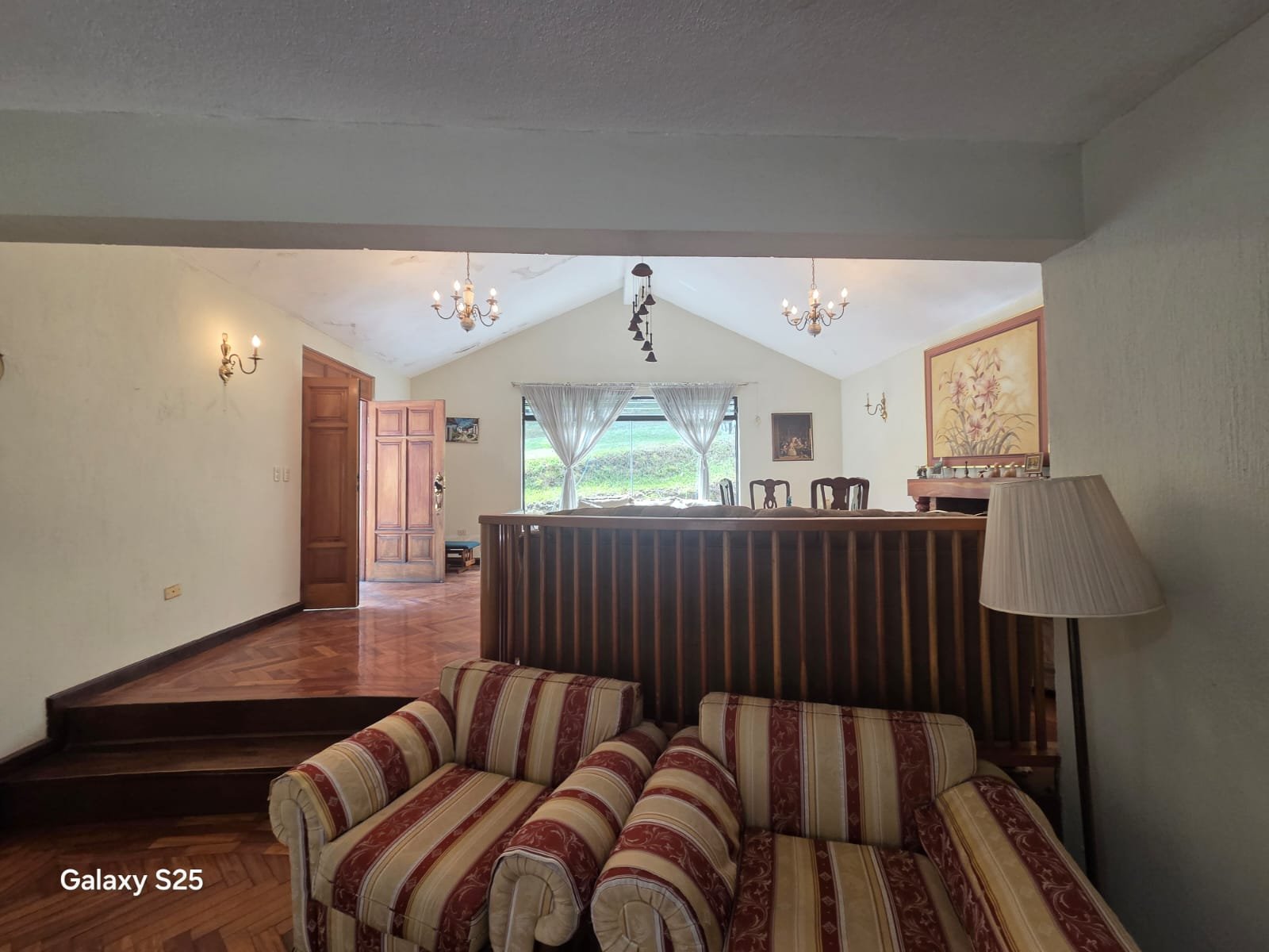 Casa con Jardín en Zona 6 de Mixco ref-6152