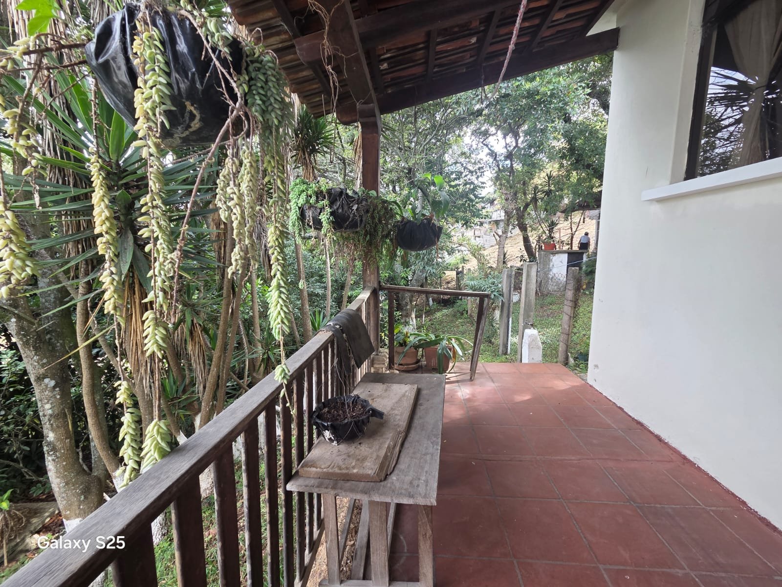 Casa con Jardín en Zona 6 de Mixco ref-6152