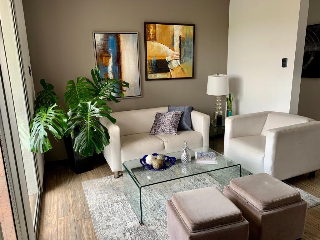 Apartamento en Renta en Zona 15 VH1 ref-6156