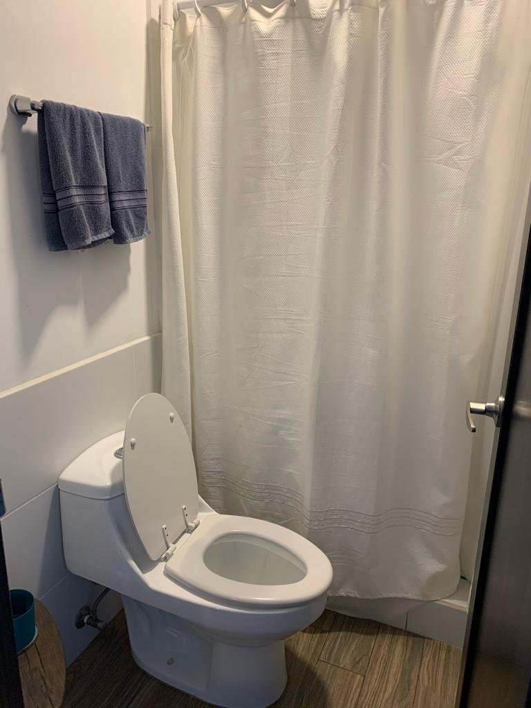 Apartamento en Renta en Zona 15 VH1 ref-6156