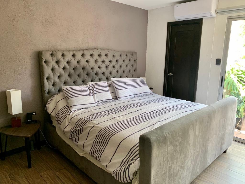 Apartamento en Renta en Zona 15 VH1 ref-6156