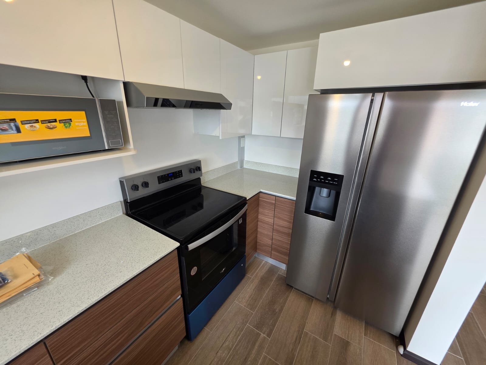 Apartamento en Edificio Segheria, Zona 14 ref-6160