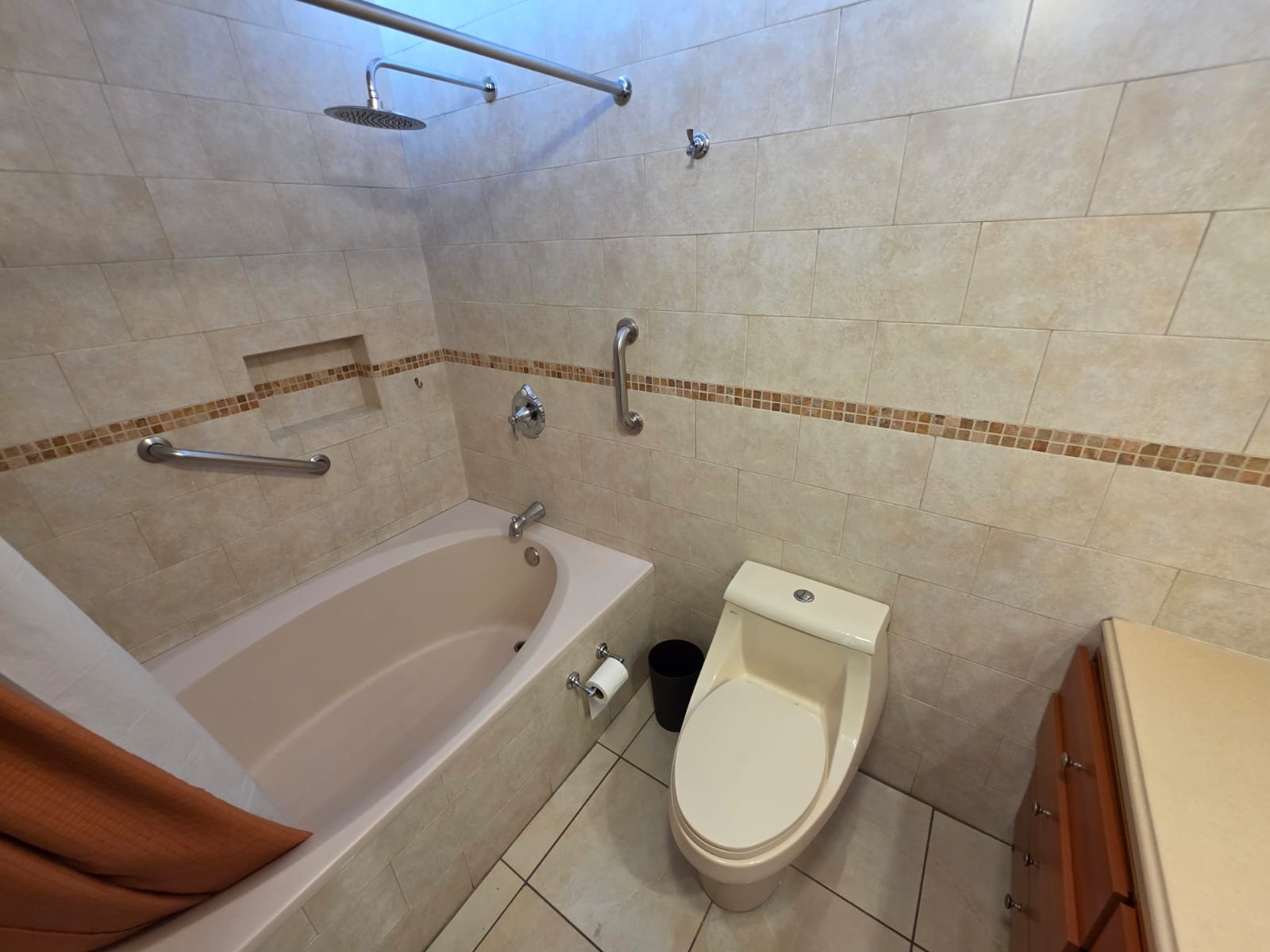 Apartamento en Venta en Zona 10 ref-6162