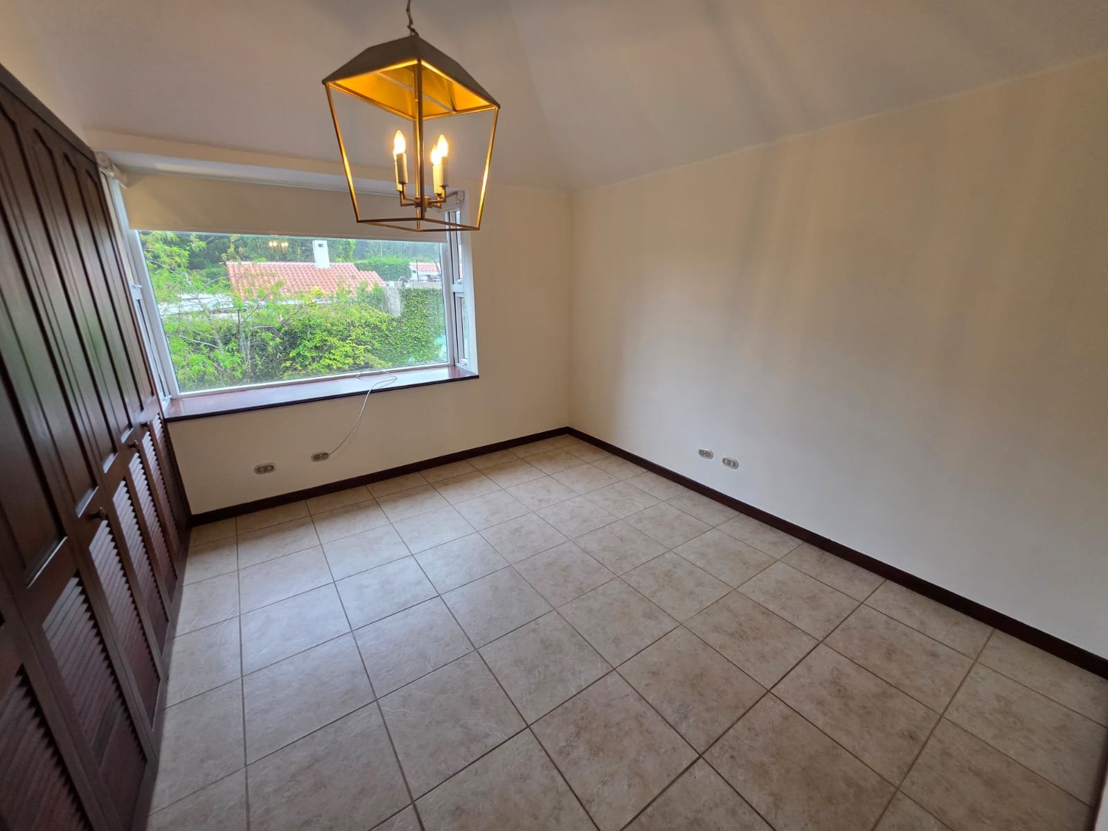 Casa con Jardín en Condominio San Antonio ref-6163