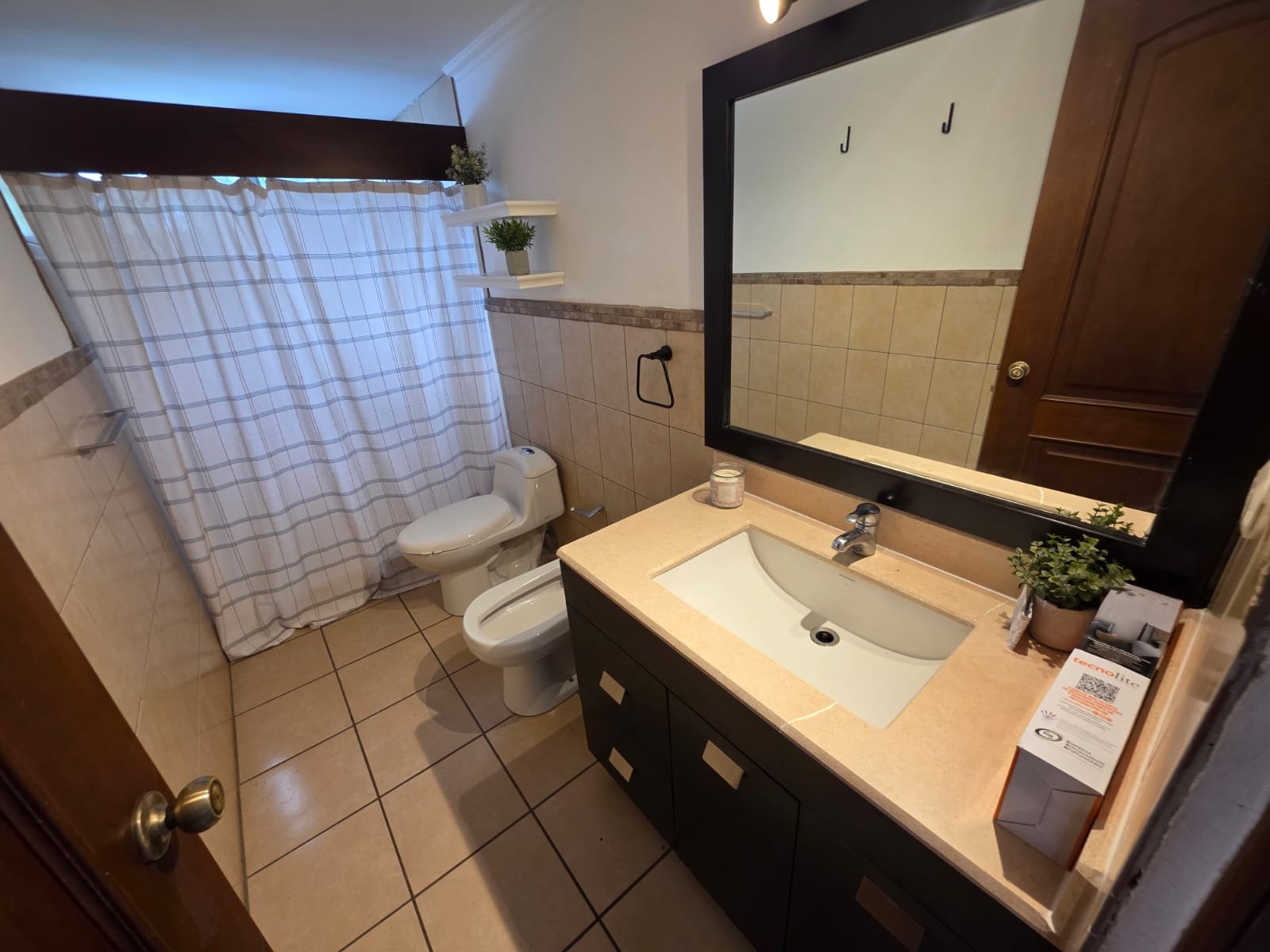 Casa con Jardín en Condominio San Antonio ref-6163