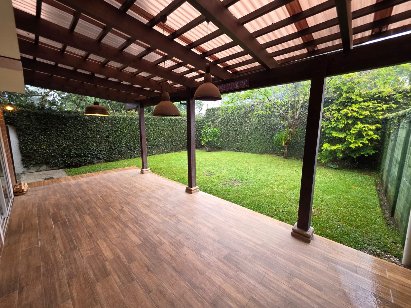 Casa con Jardín en Condominio San Antonio ref-6163