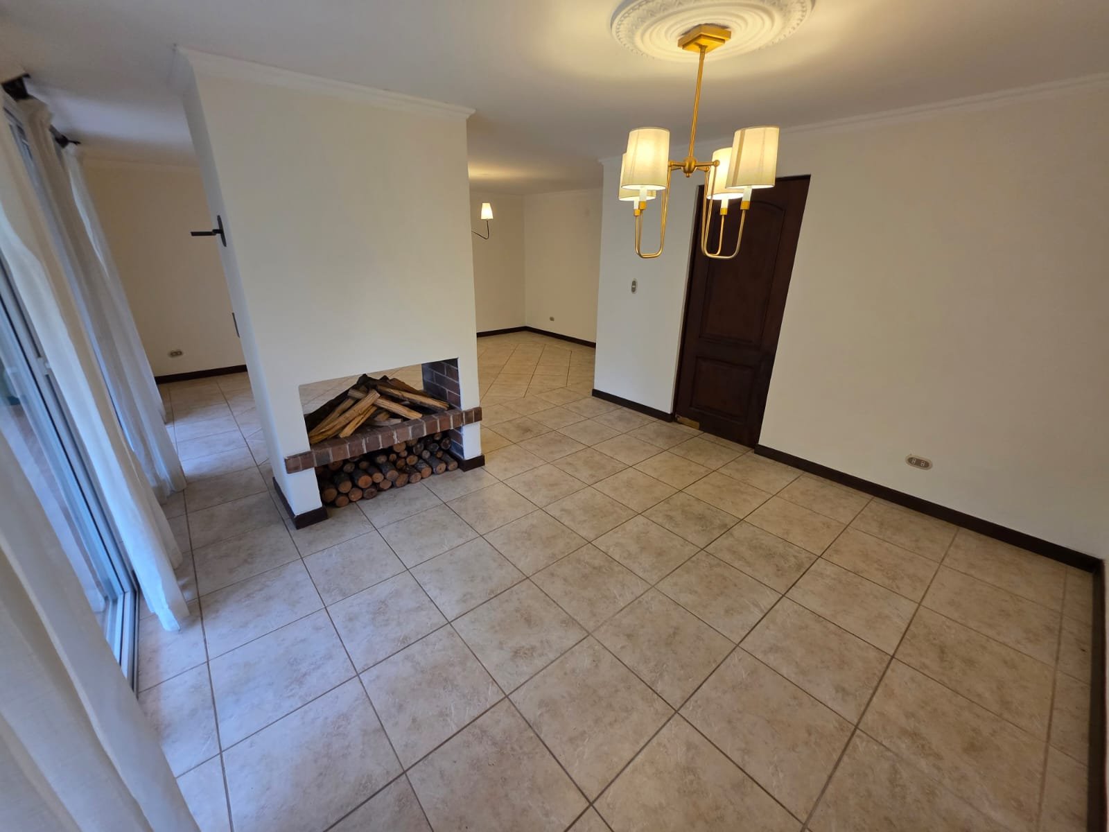 Casa con Jardín en Condominio San Antonio ref-6163