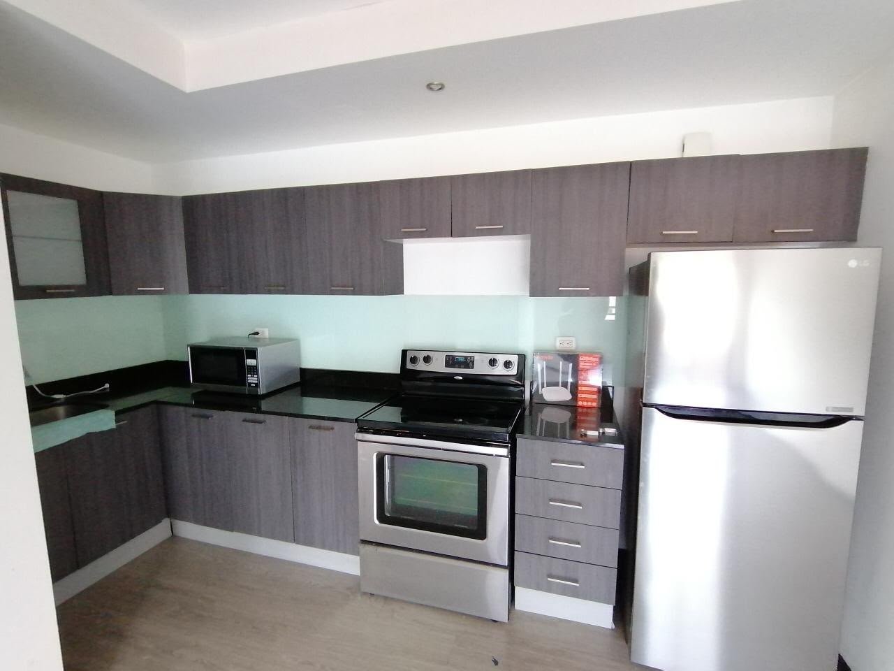 Apartamento en Edificio Neo, Zona 10 ref-6166