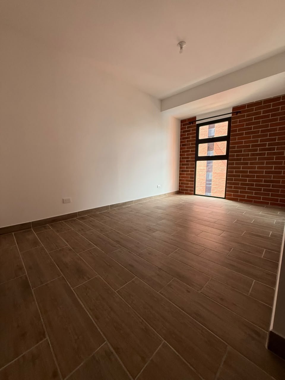 Apartamento en Edificio Modra, Zona 4 ref-6167