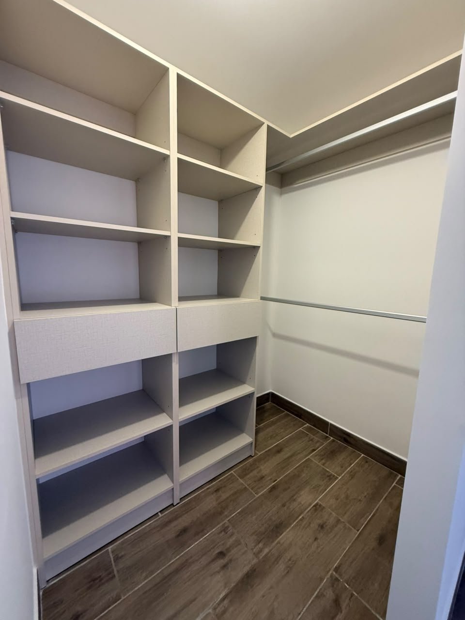 Apartamento en Edificio Modra, Zona 4 ref-6167