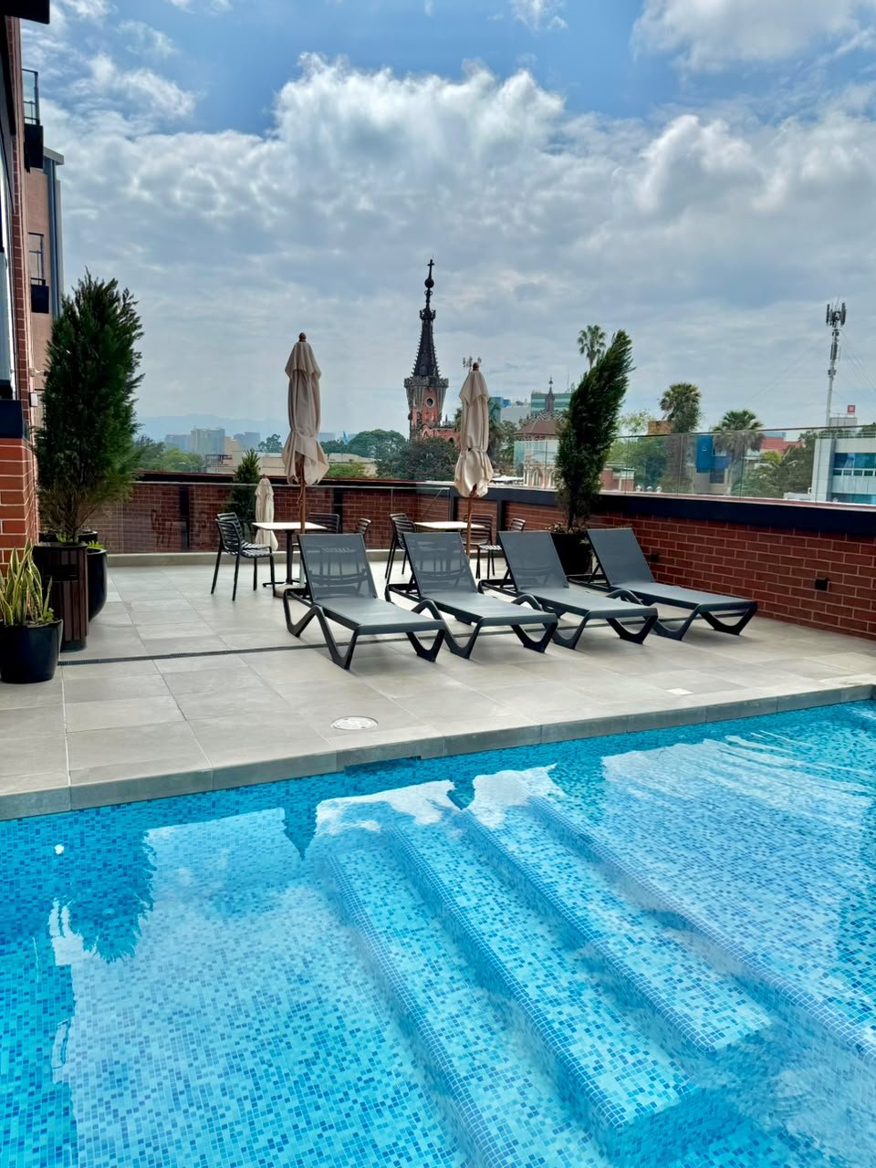 Apartamento en Edificio Modra, Zona 4 ref-6167