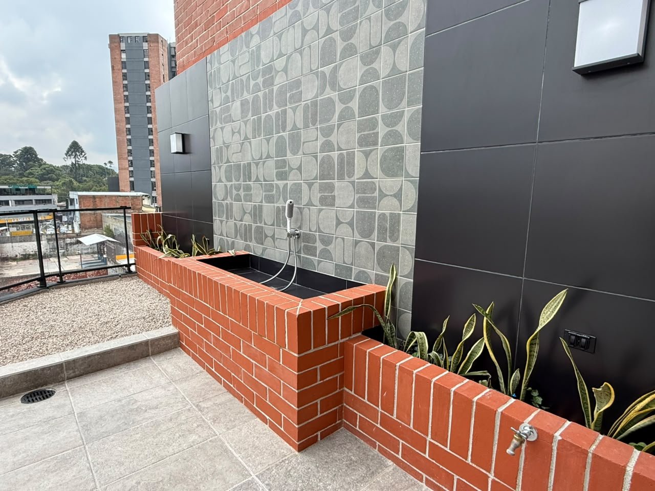 Apartamento en Edificio Modra, Zona 4 ref-6167