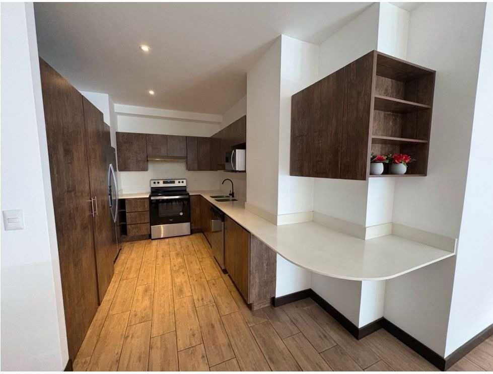 Apartamento Amueblado zona 10, edificio Habitat Ref-6159