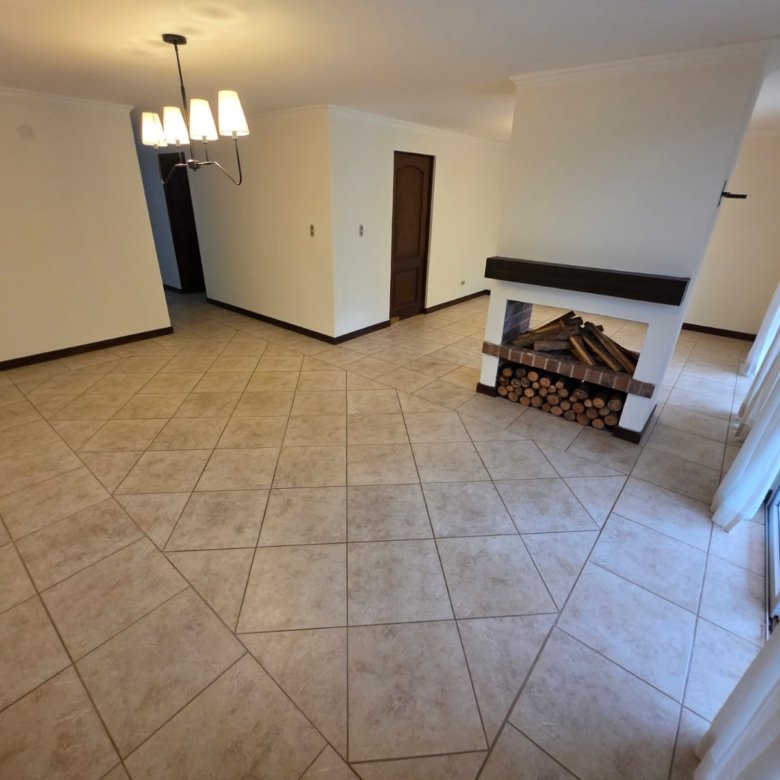 Casa con Jardín en Condominio San Antonio